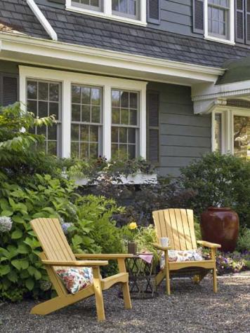 Seven Ways to Update Your Exterior in Just One Day | Sima Spaces